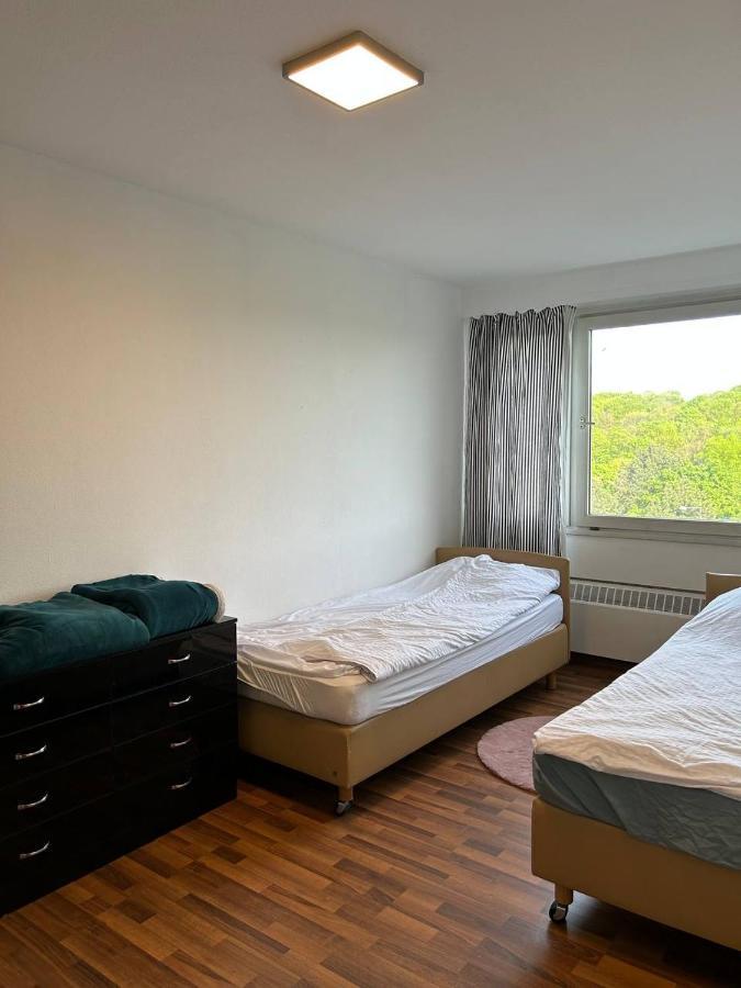 Moeblierte Apartment Im Herkules Koeln Neuehrenfeld Exterior photo
